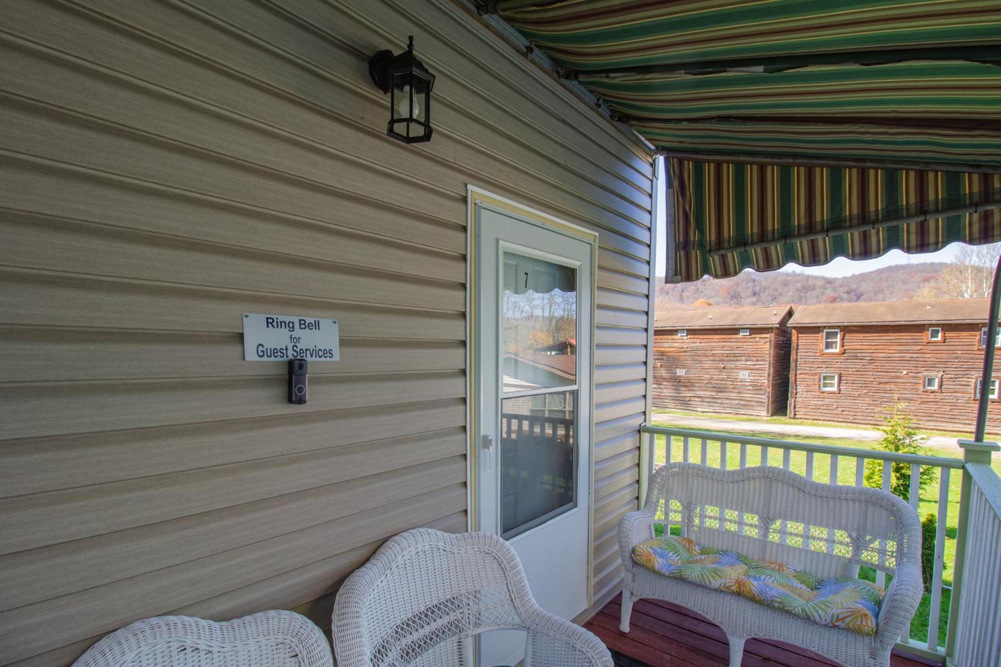 Stay In Ohiopyle In The Middle Of Town By The Gap Trail מראה חיצוני תמונה